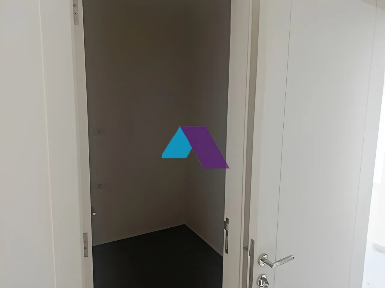 Apartment for Sale in Ain el remmeneh, baabda