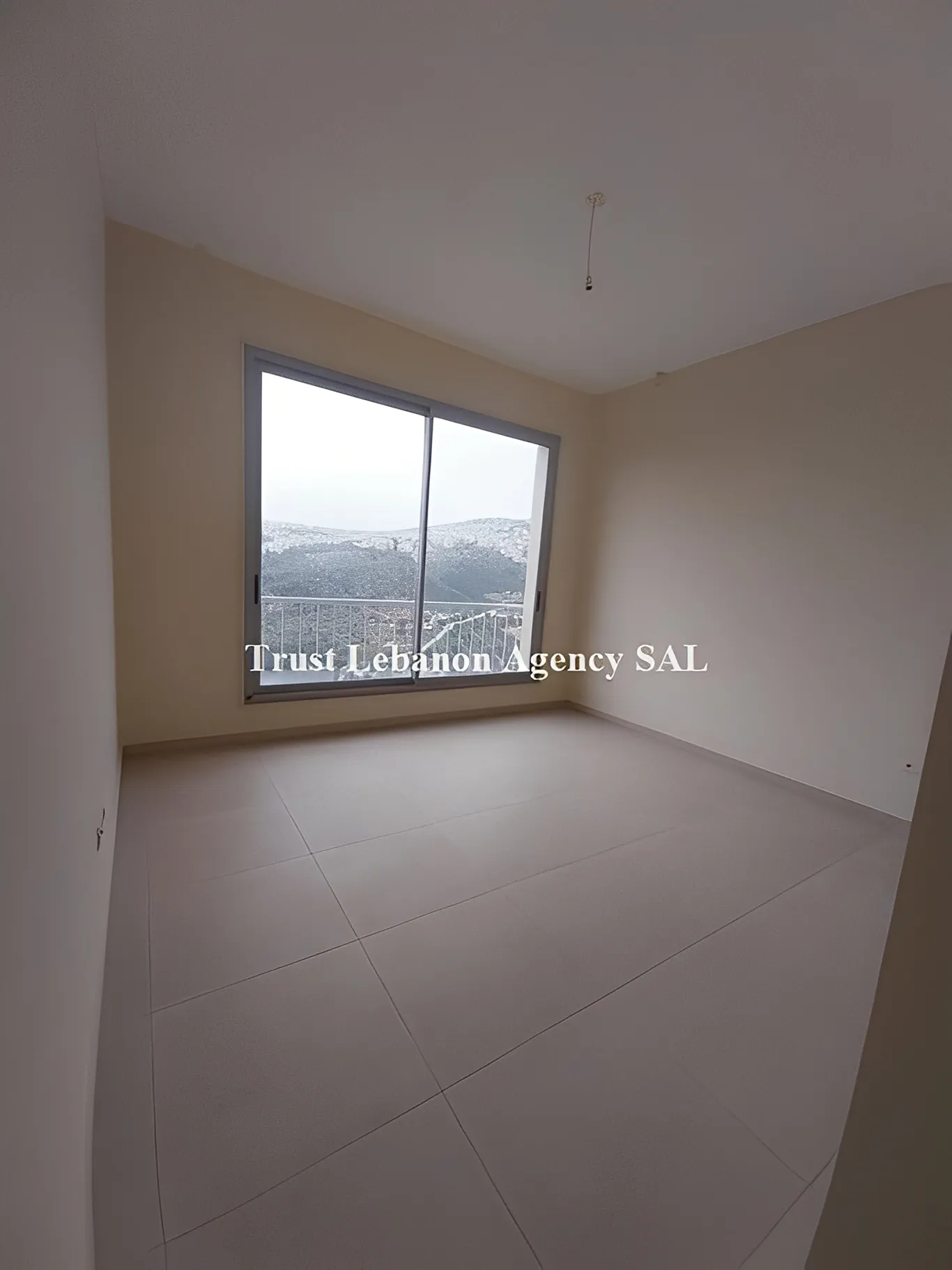 Apartment for Rent in Baabda Louaizeh Lebanon