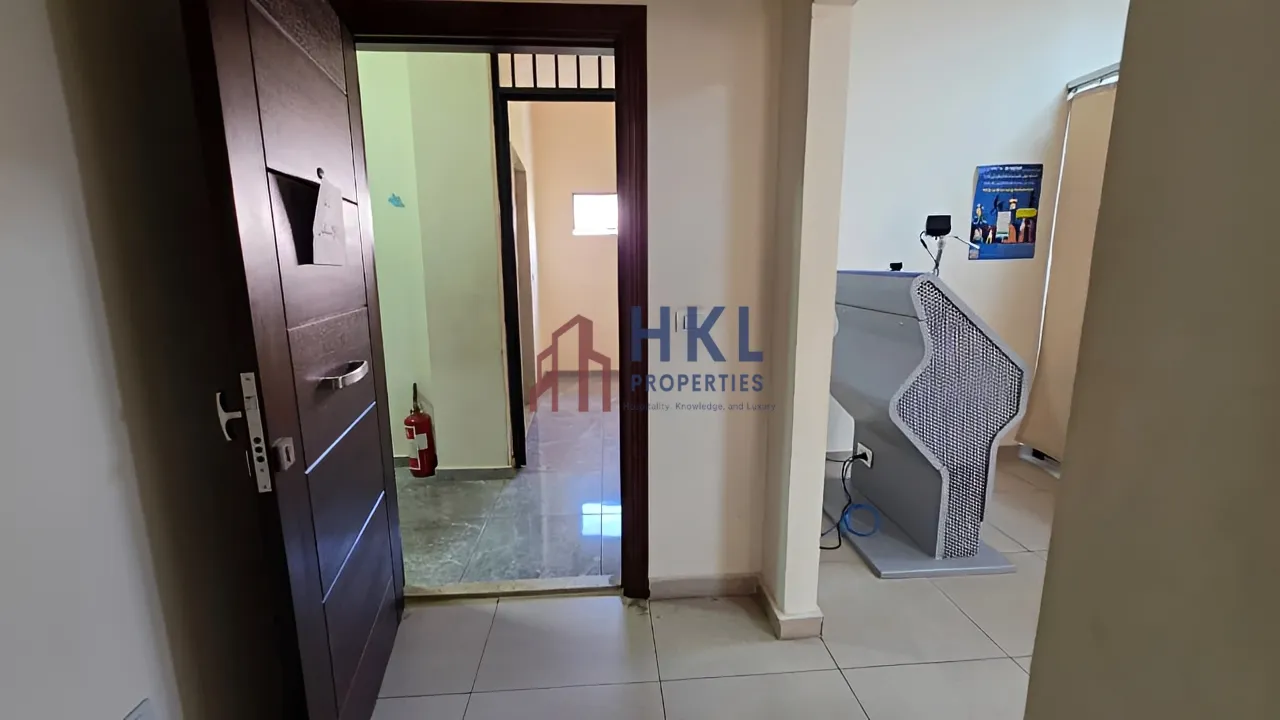 Office for rent in Dekwaneh