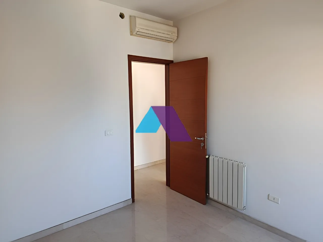 Apartment for Sale in Ain El Remmaneh - 4 bed, 4 bath