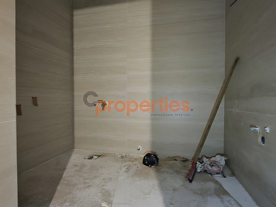 Apartment for Sale in Forn El Chebbak