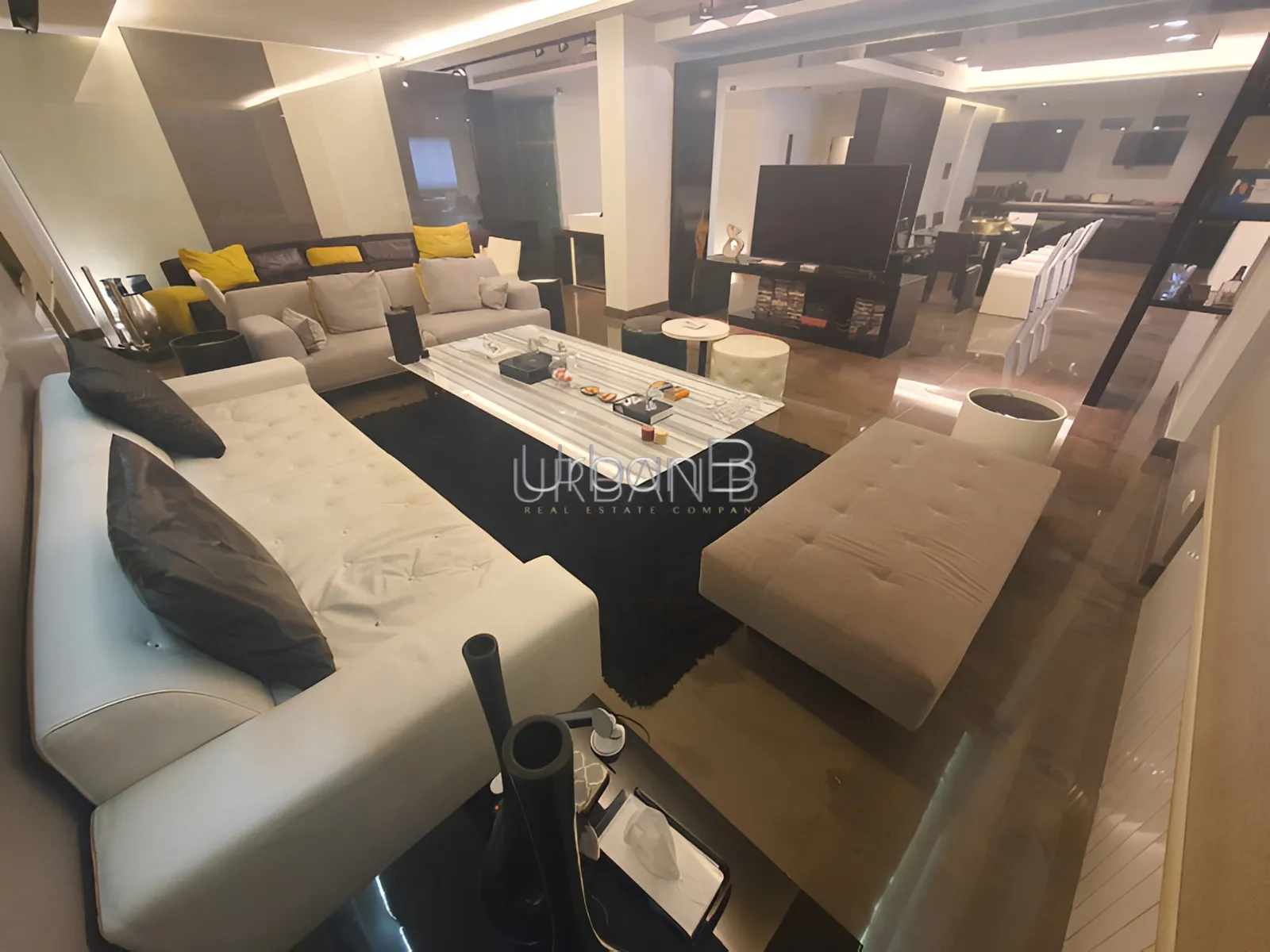 Residential in Raoucheh, beirut, lebanon - 4 bed, 5.5 bath