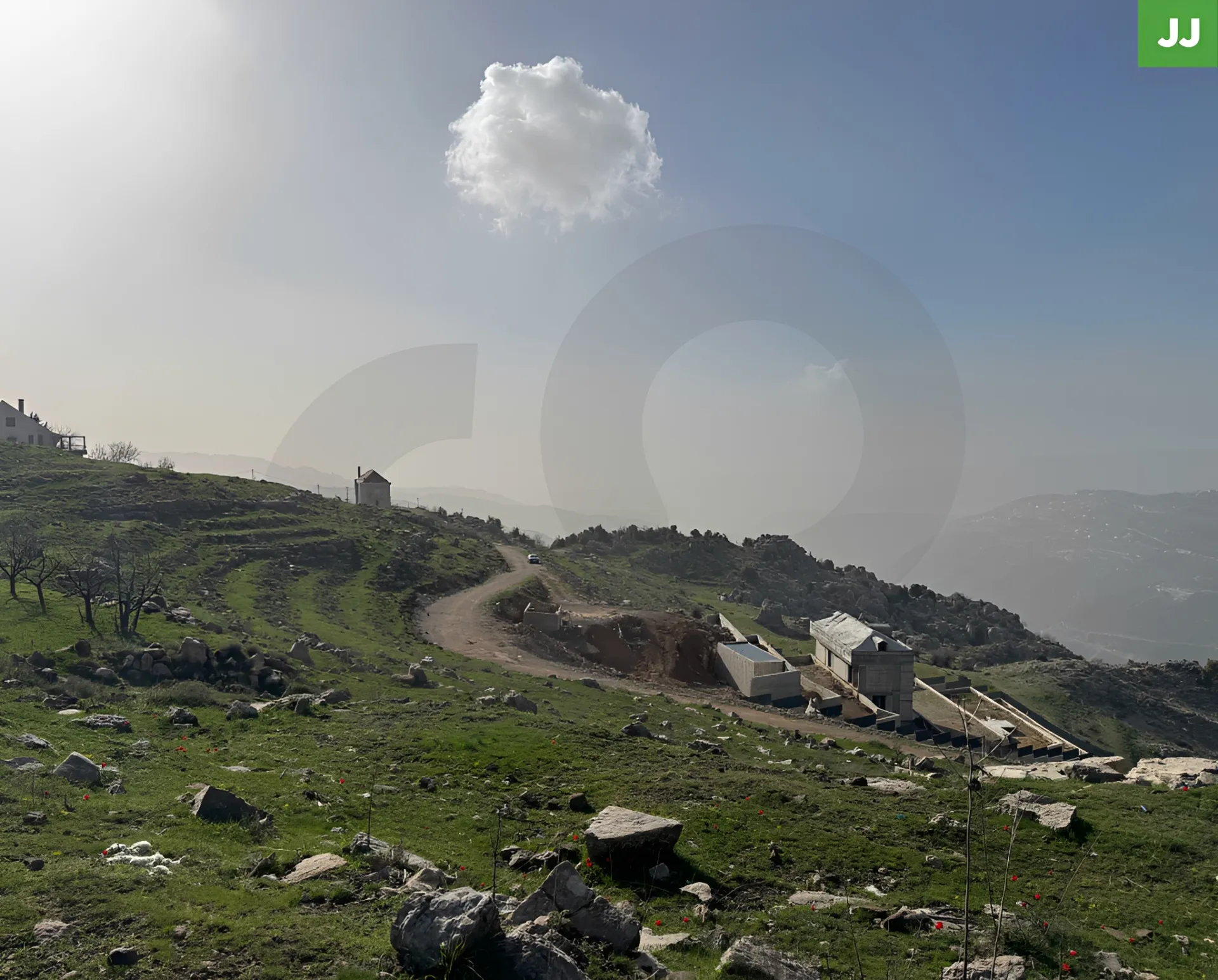 Land for Sale in Zaarour