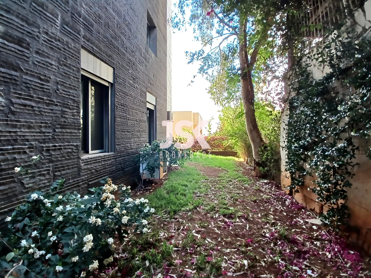 Apartment for Sale in Bsalim