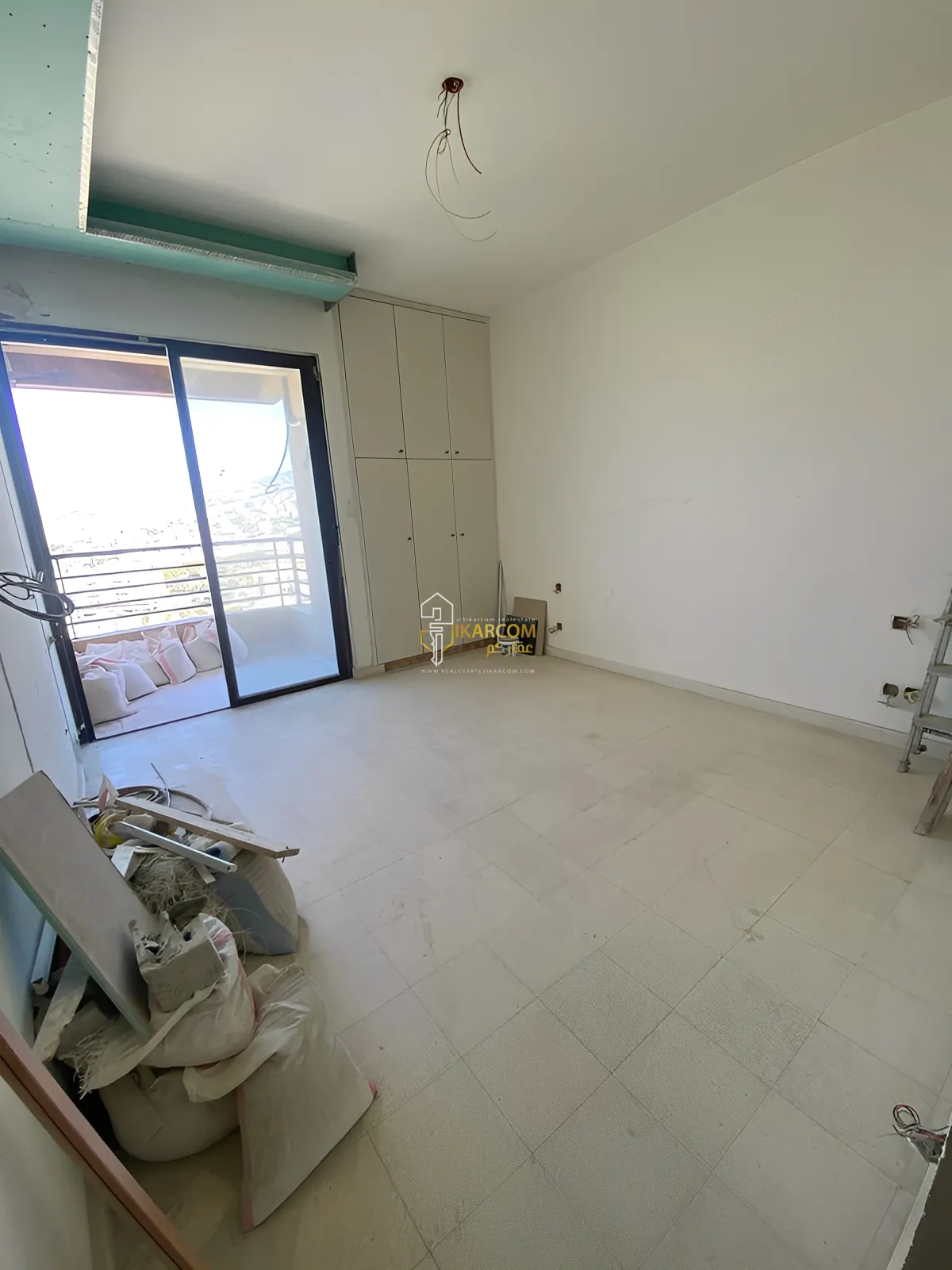 Apartment for Sale in Mar Roukouz - 3 bed, 3 bath