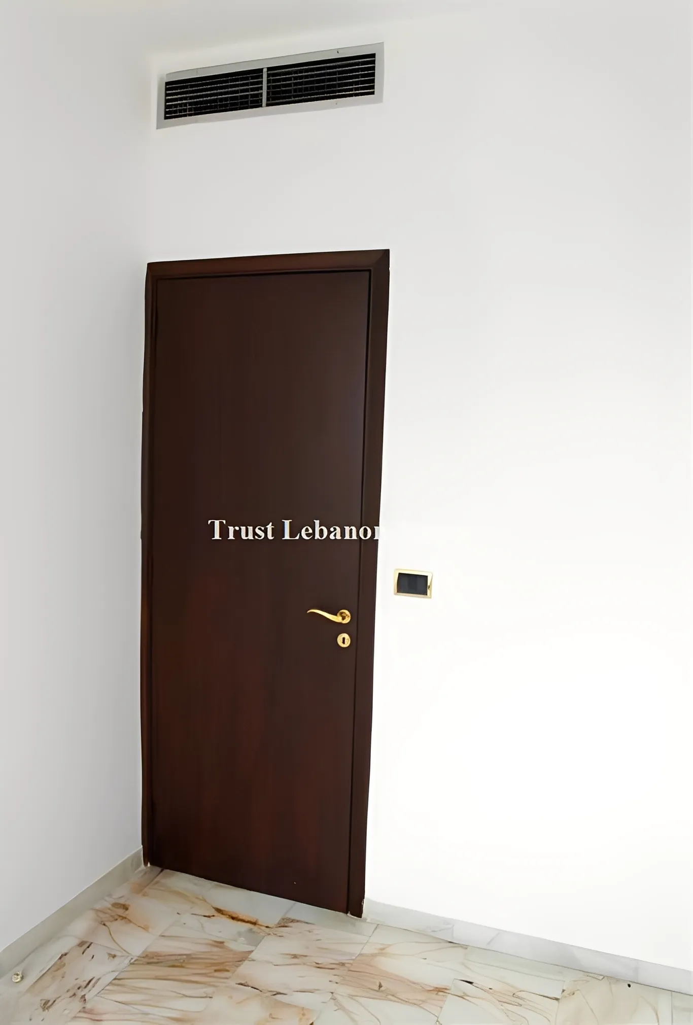 Office for sale in Beirut, Mathaf