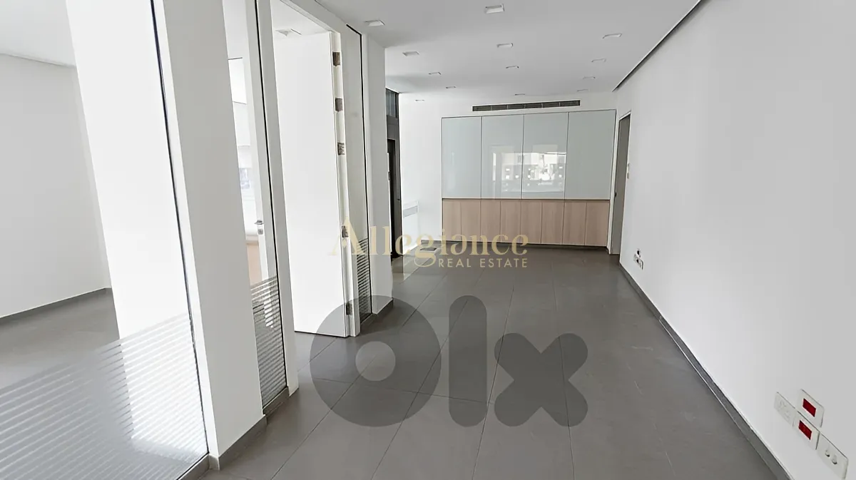 Office for sale in Achrafieh