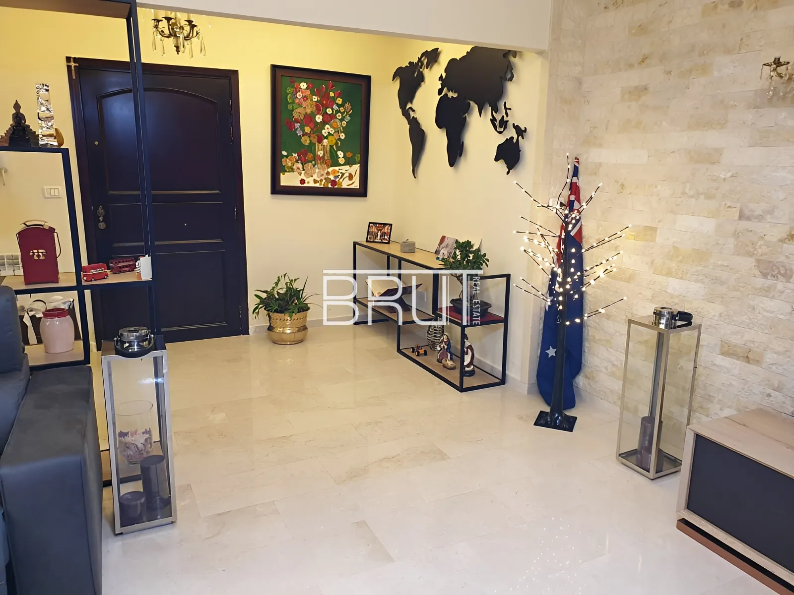 Apartment for Sale in Ballouneh