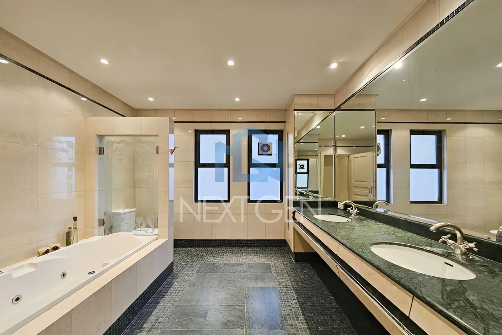 Apartment for Sale in Unesco
