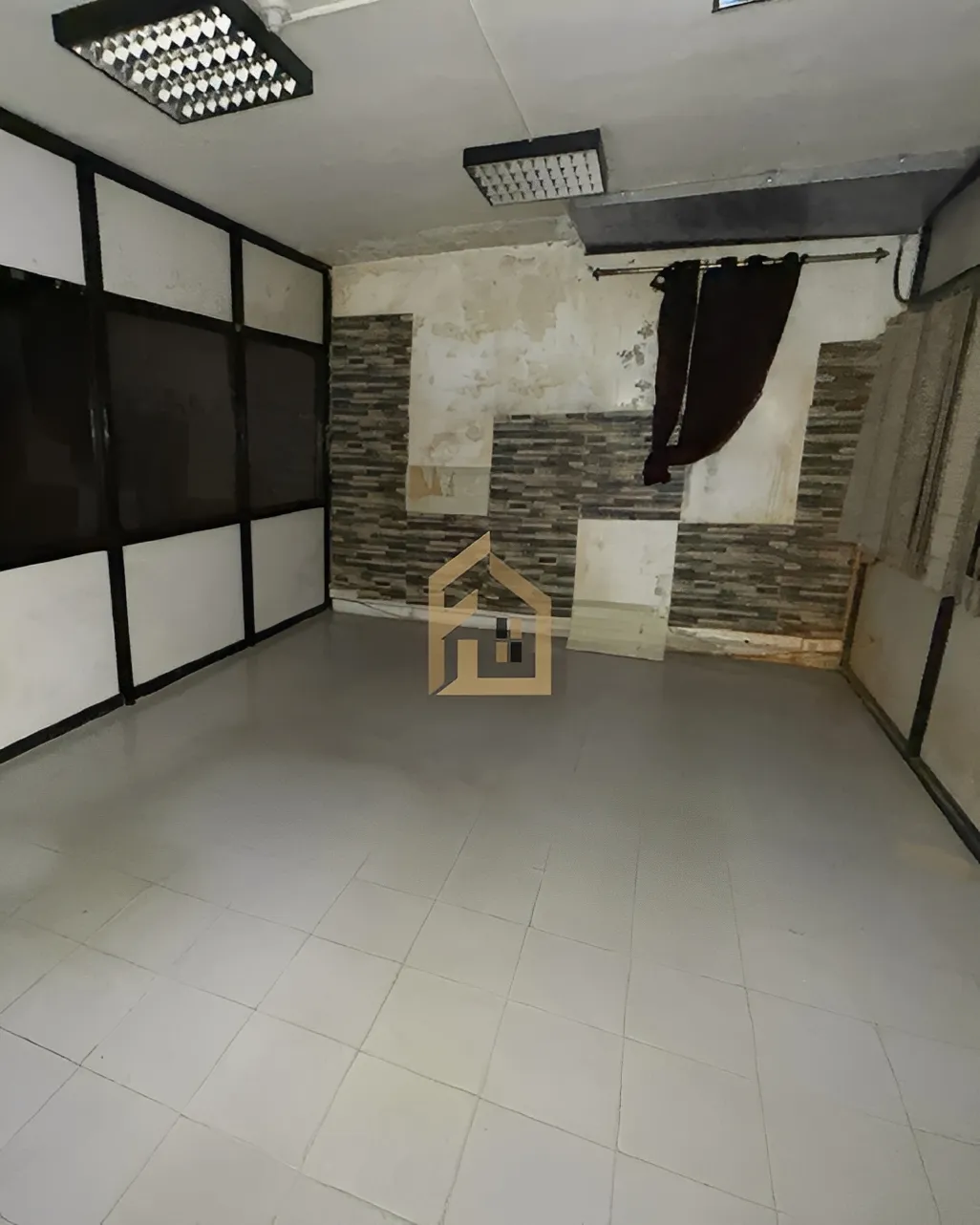 Warehouse for Sale in Bir Hasan, Lebanon