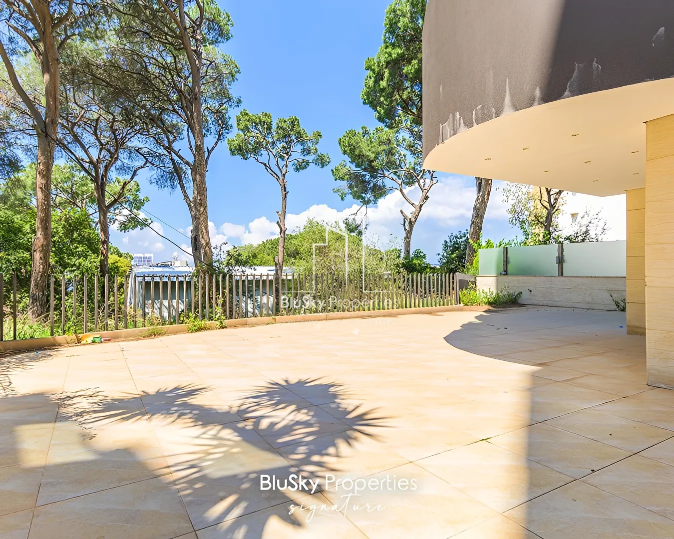Apartment for Sale in Mansourieh - 3 bed, 3 bath