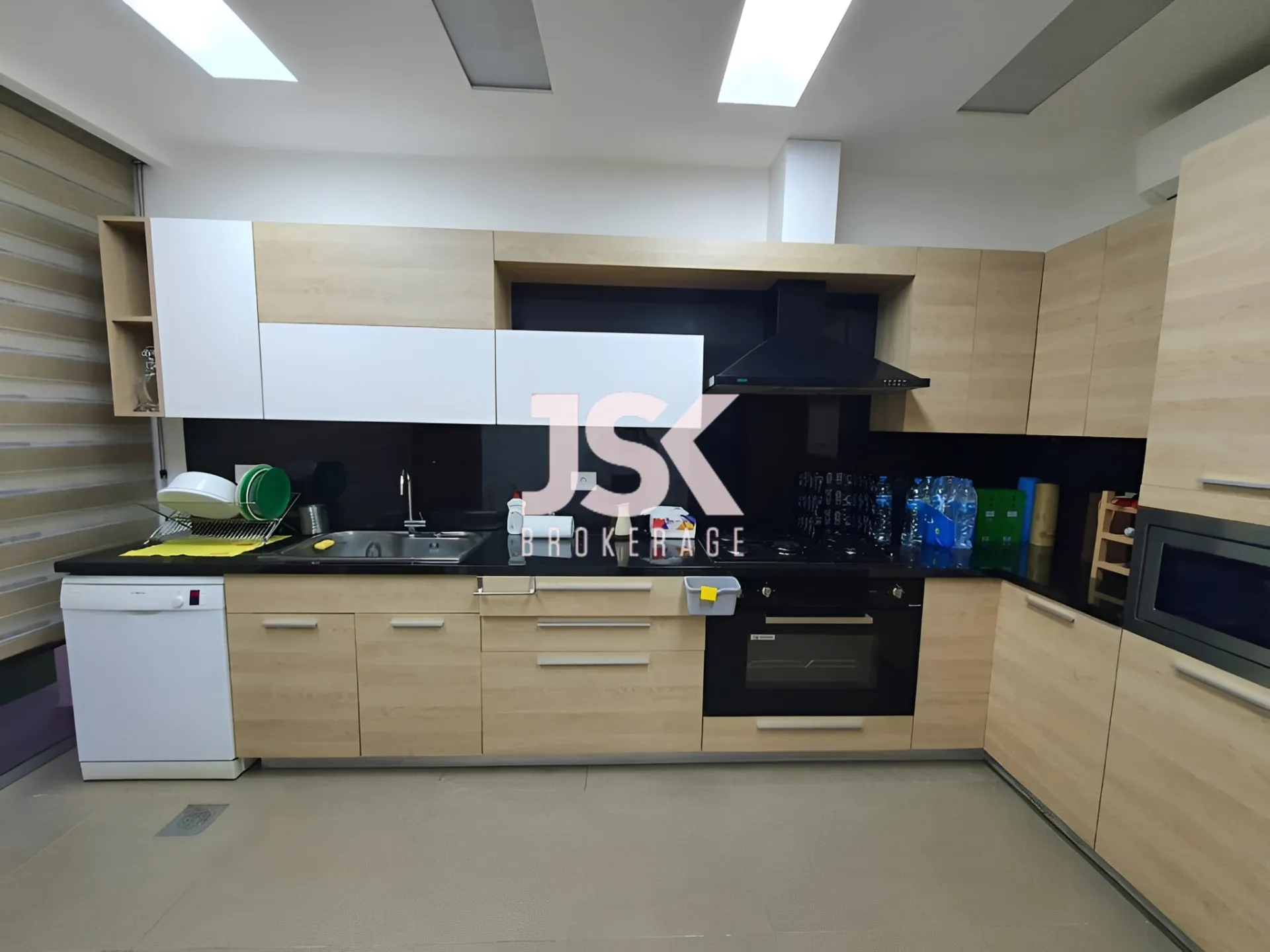 Apartment for Rent in Montiverdi, Lebanon - 3 bed, 4 bath