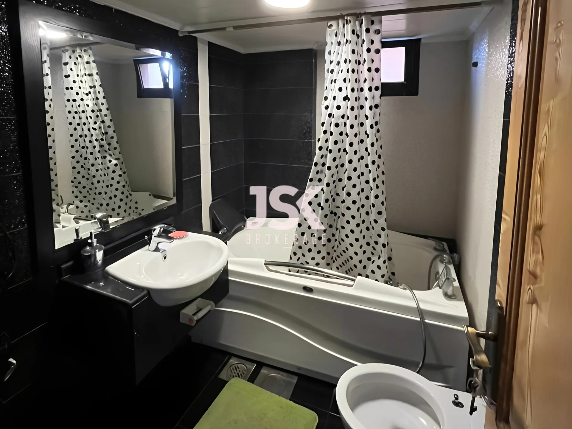 Apartment for Sale in Msaytbeh