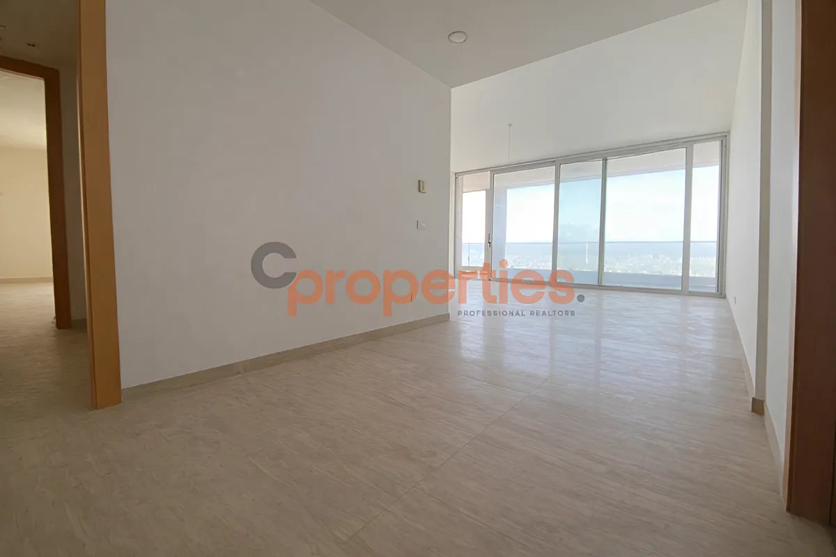Apartment for Rent in Yarzeh - 3 bed, 5 bath