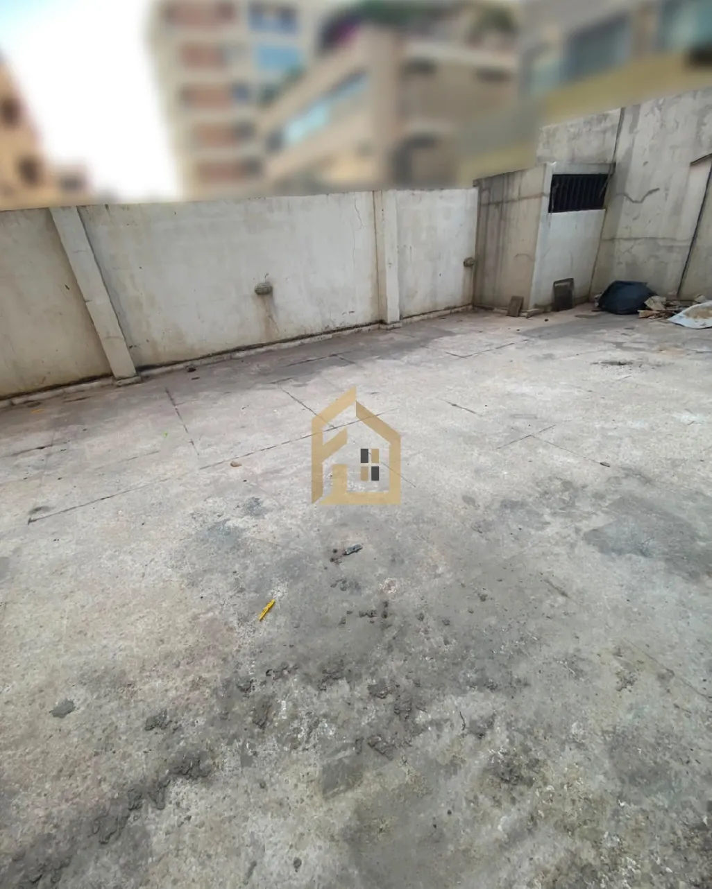Office for rent in Bir Hasan, Lebanon