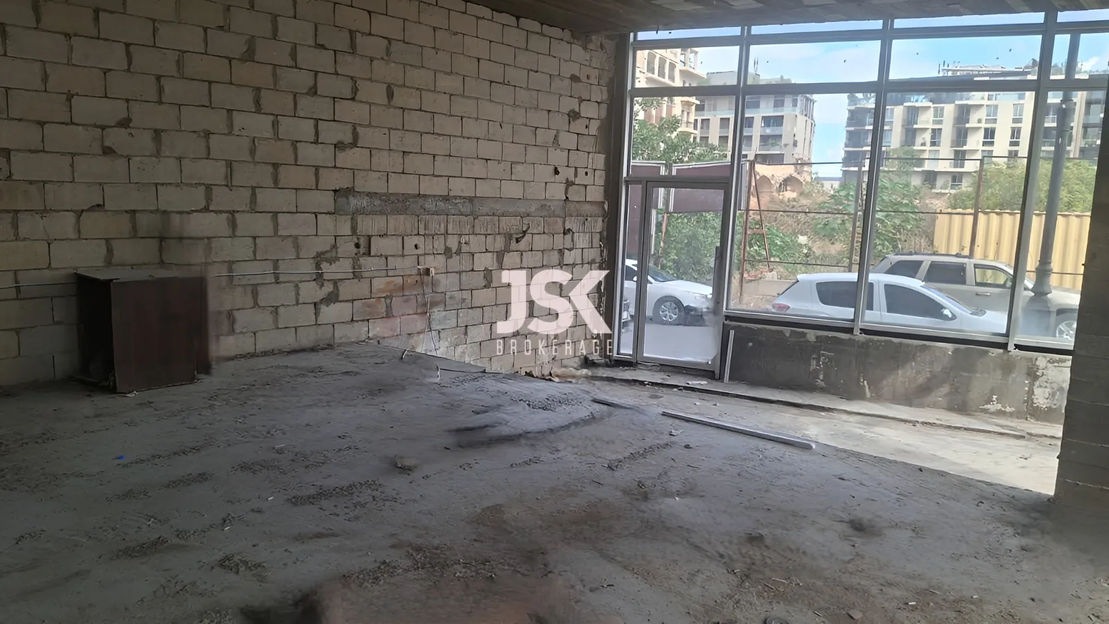 Shop for Rent in Downtown