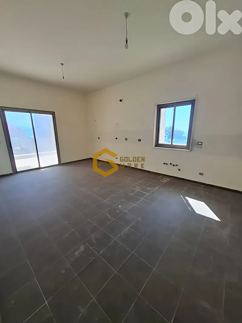 Apartment for Sale in Adma w Dafnah - 3 bed, 3 bath