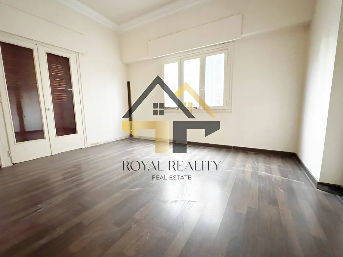Apartment for sale in Hamra