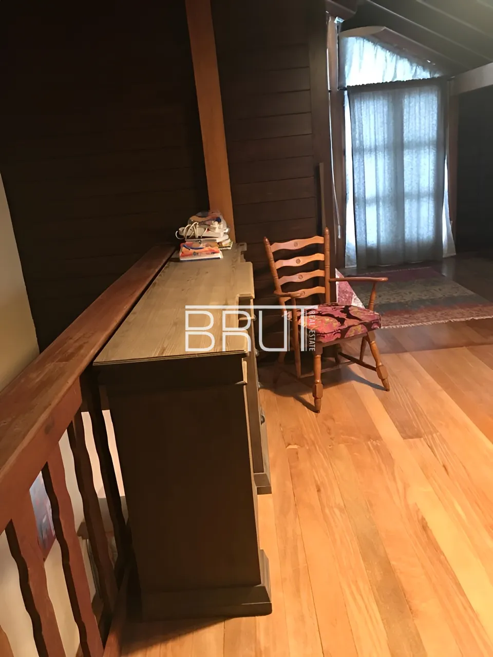 Chalet for Sale in Kfardebian