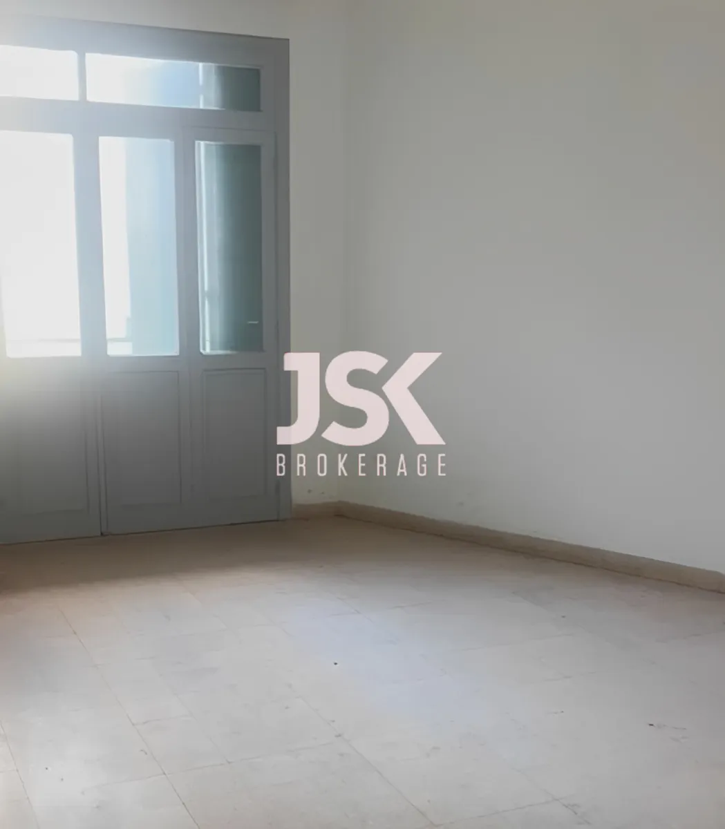 Office for rent in Badaro