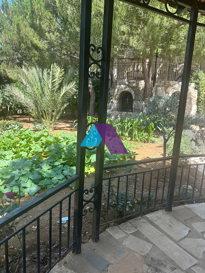 Villa for Sale in Bhamdoun