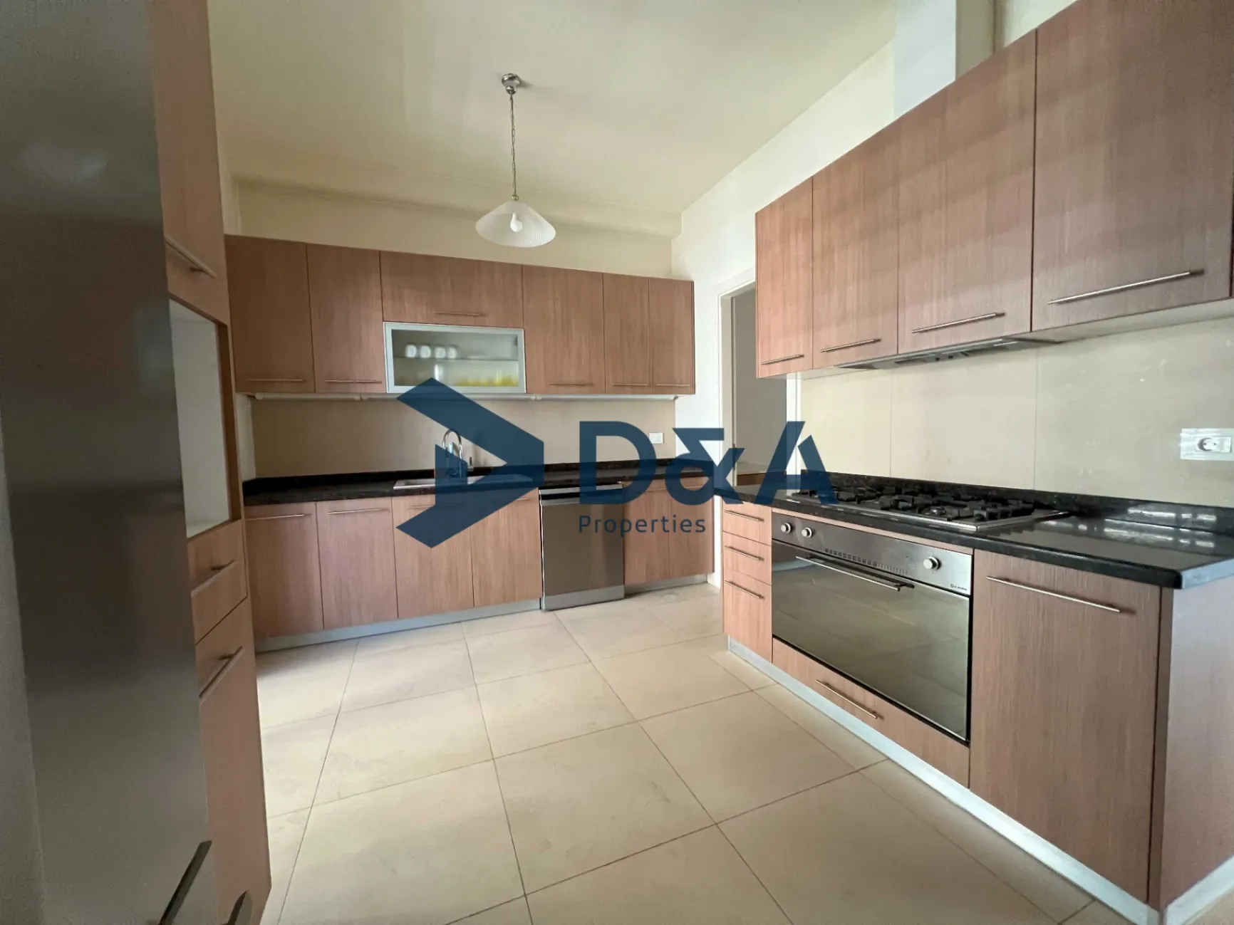 Apartment for rent in Achrafieh, Beirut, Lebanon - 3 bed, 4 bath