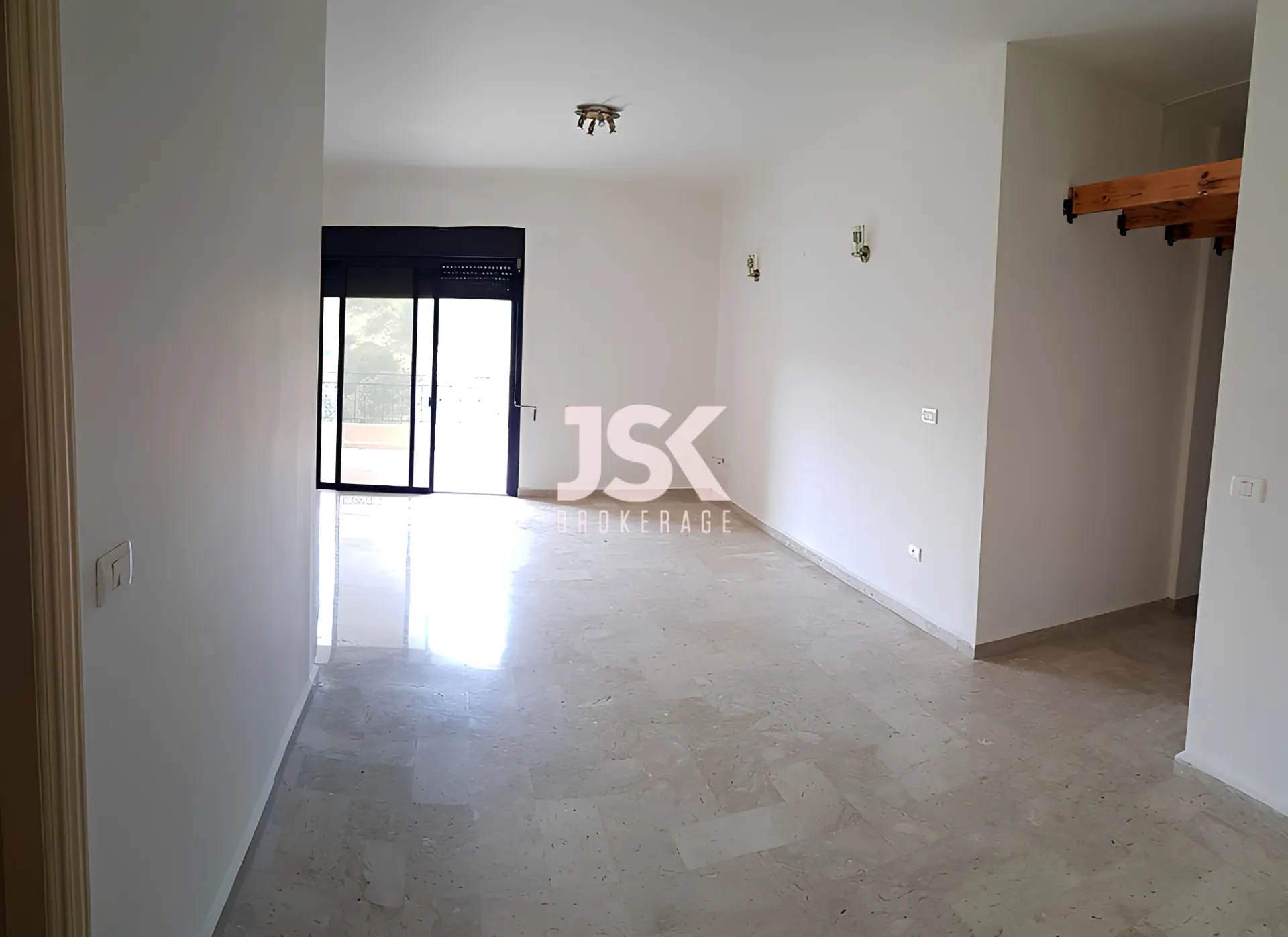 Apartment for Sale in Habboub