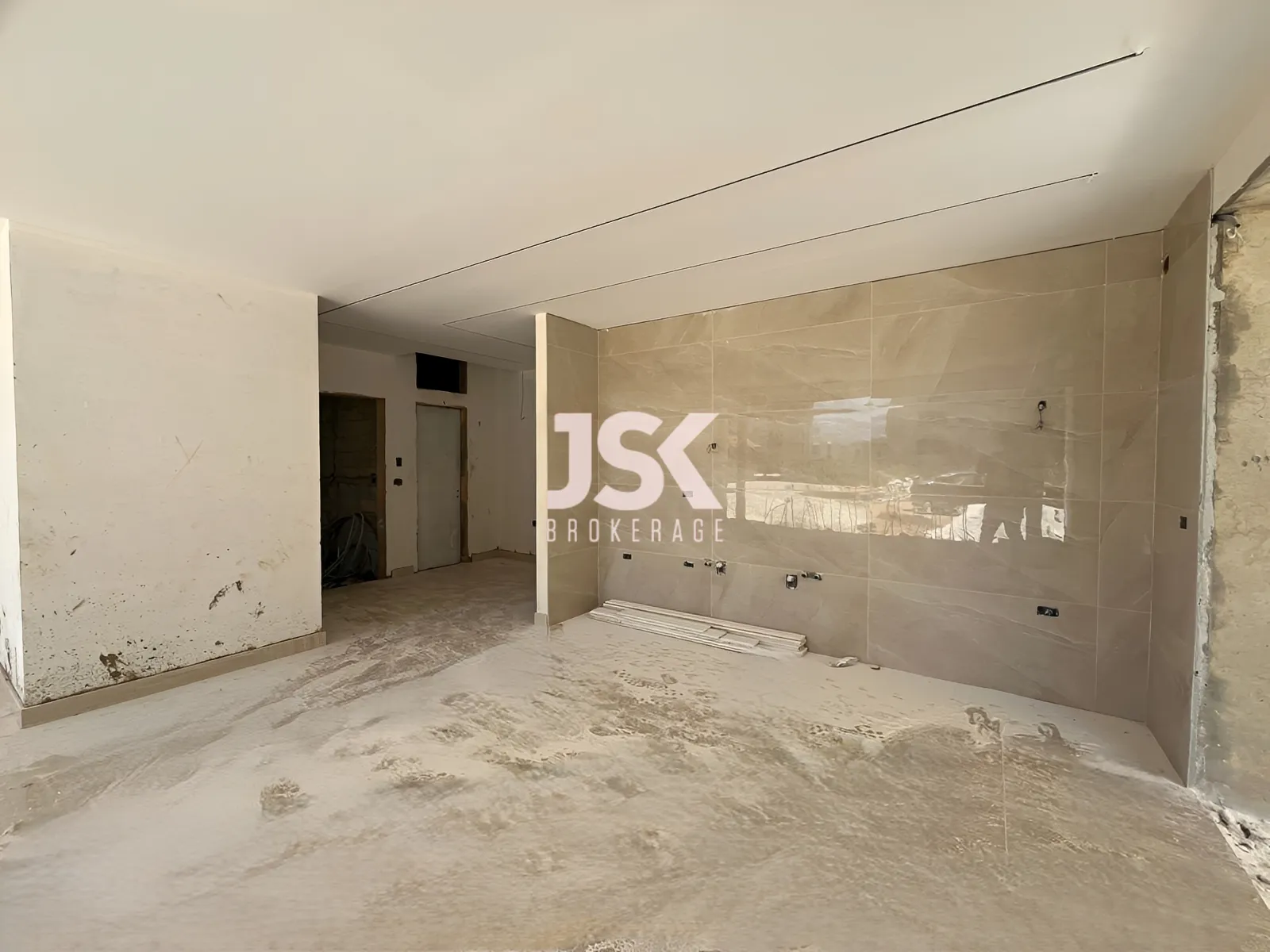 Apartment for Sale in Koura - 2 bed, 3 bath