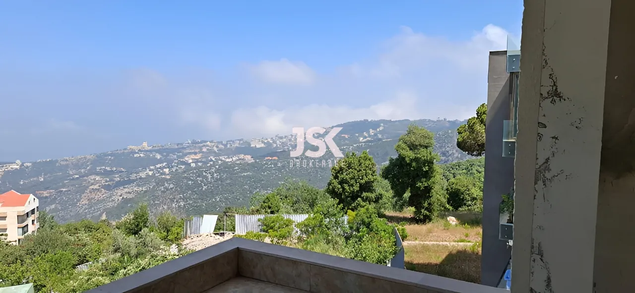 Apartment for Sale in Ajaltoun