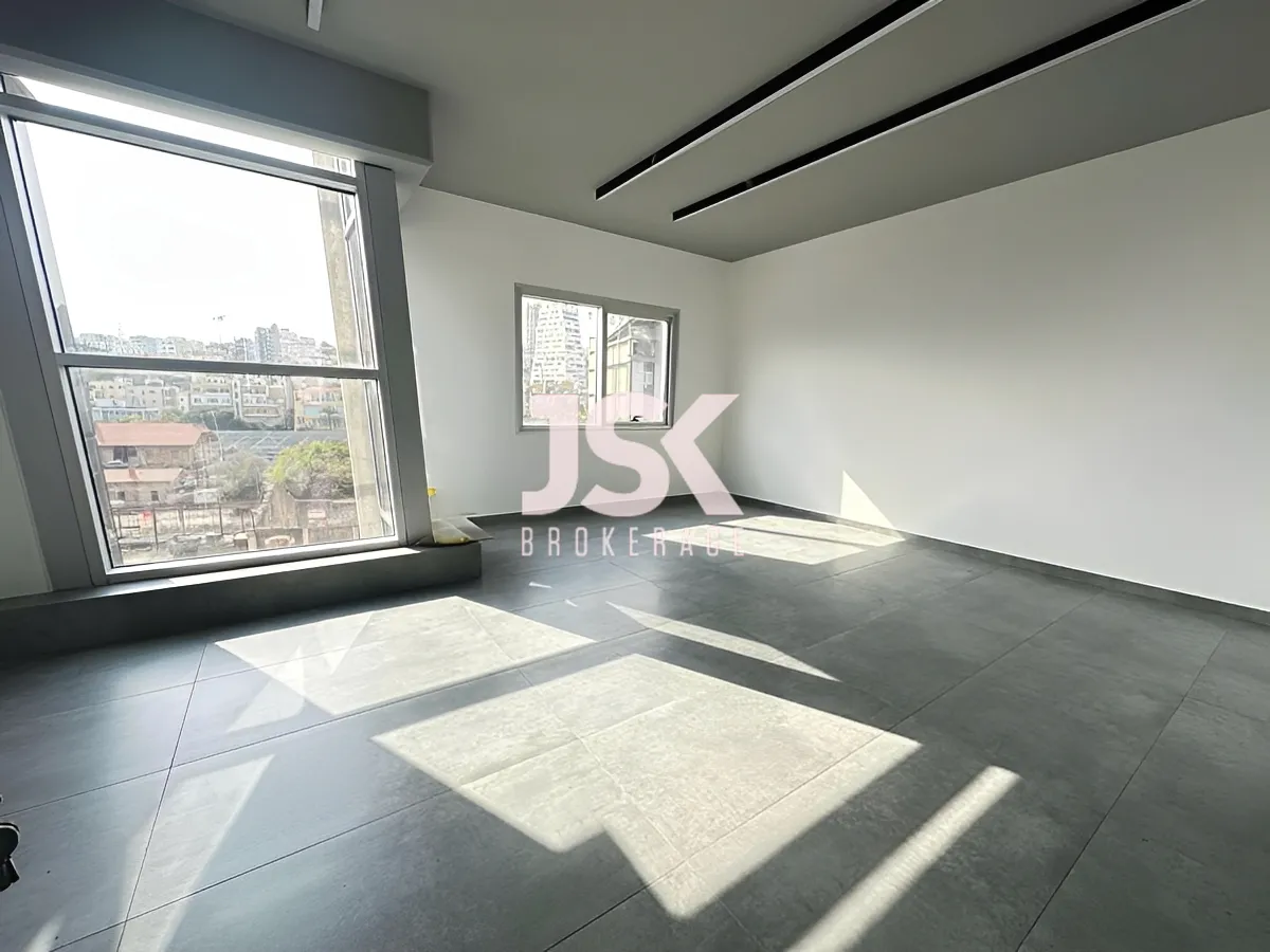 Office for Rent in Mdawar, Beirut, Lebanon