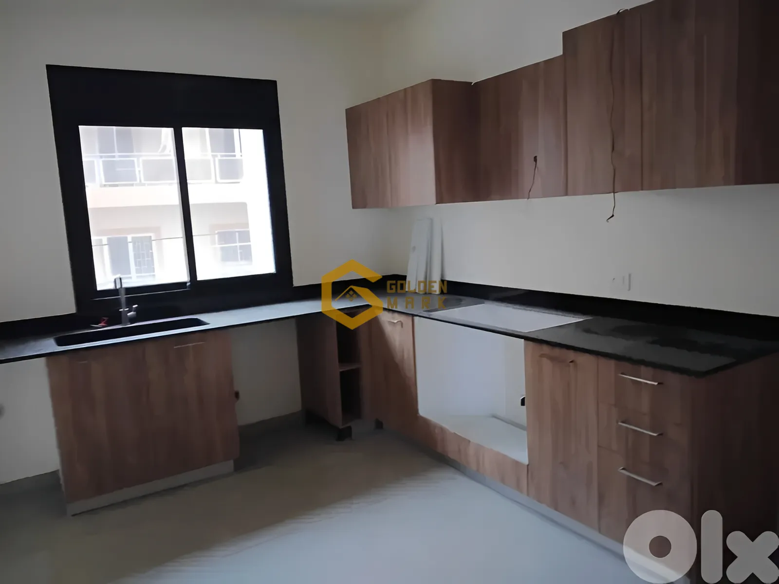 Apartment for Sale in Blat - 3 bed, 3 bath