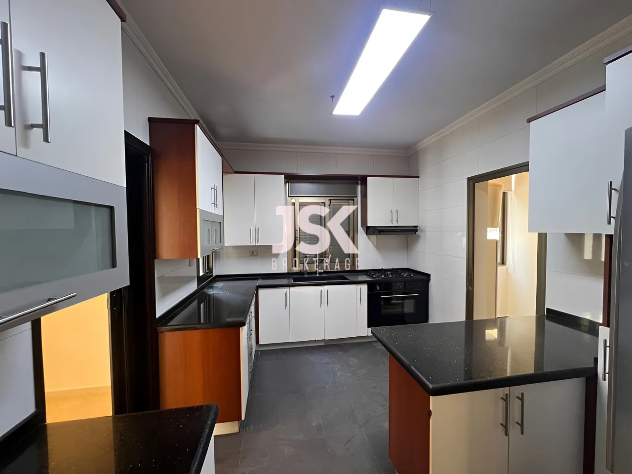 Apartment for Sale in Dekwaneh