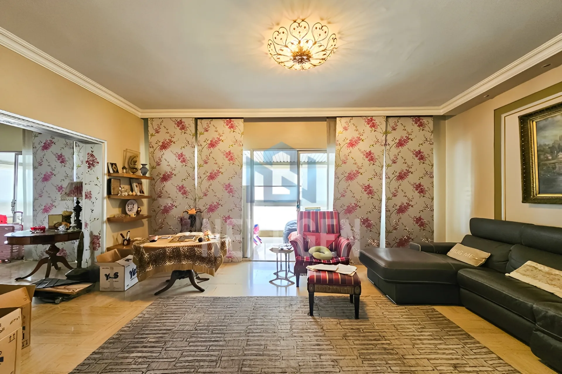 Apartment for rent in Ain Al Tineh, Bayrut, Lebanon