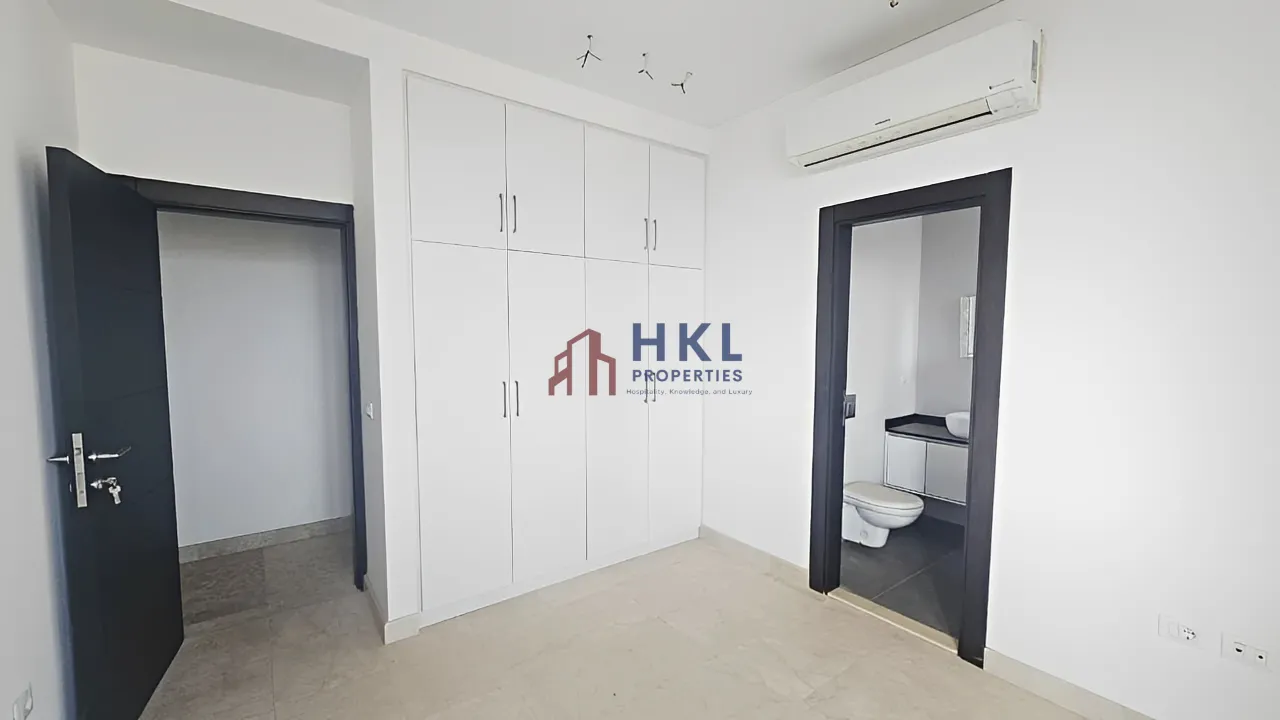 Apartment for rent in Hamra, Beirut, Lebanon - 3 bed, 3 bath