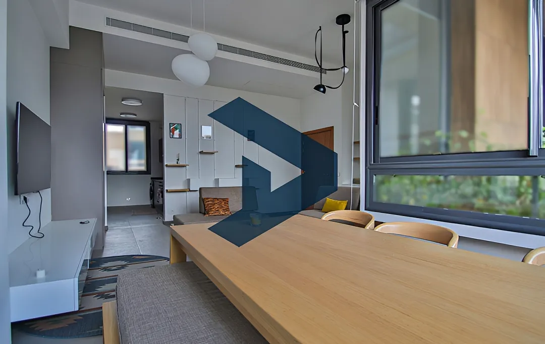 Apartment for rent in Caree d'or, Achrafieh, Lebanon