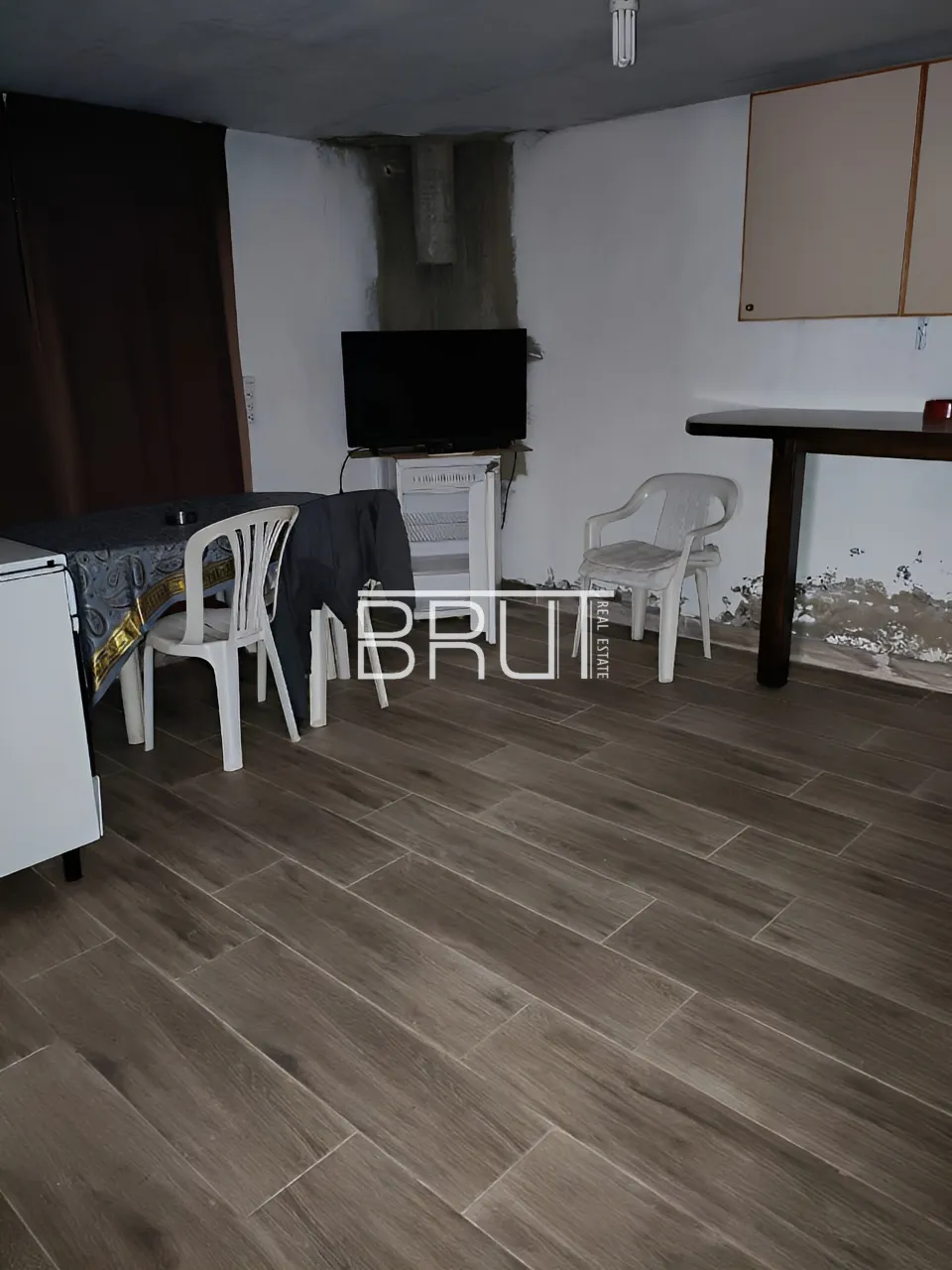 Building for Sale in Aayoun El Siman