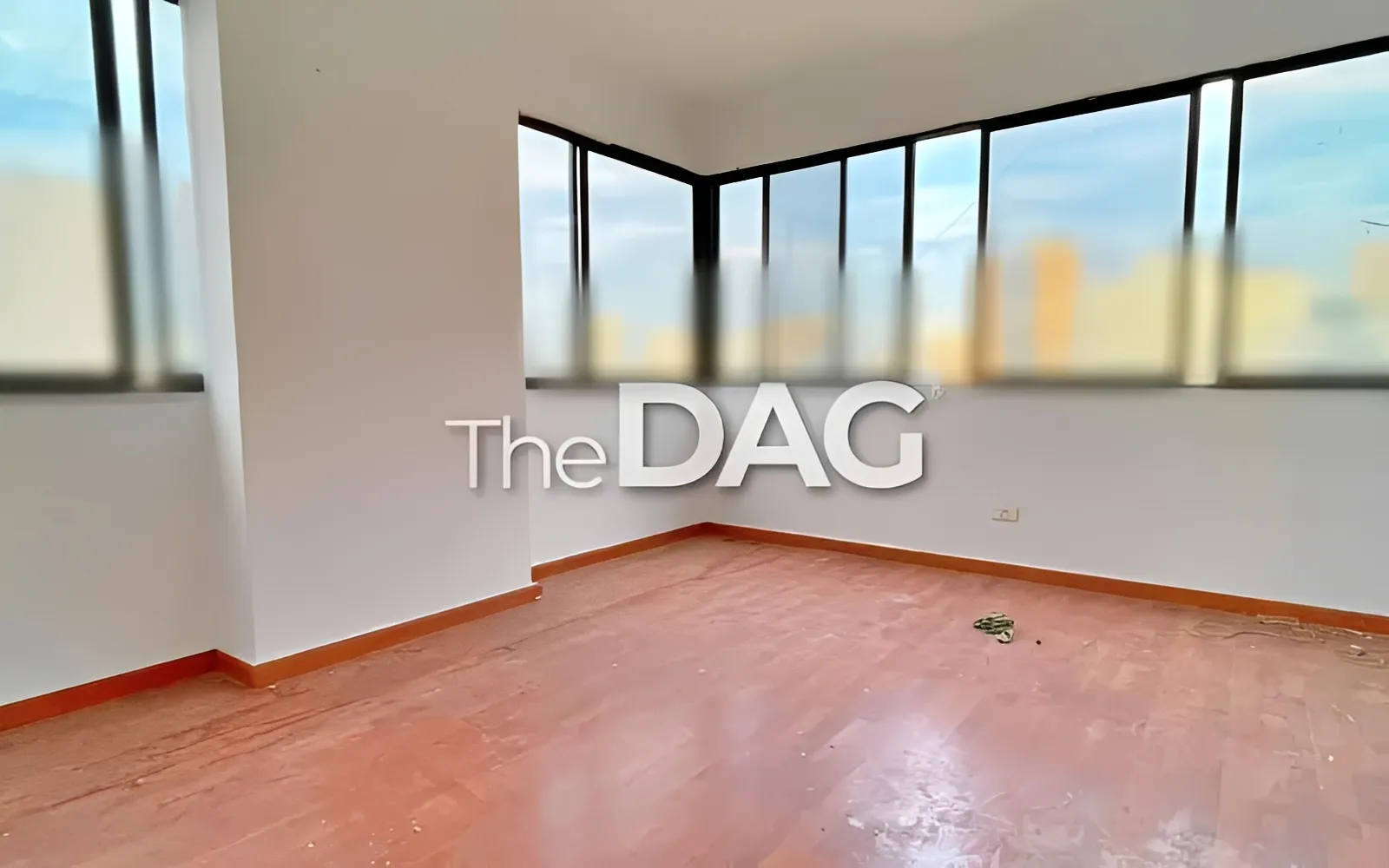 Office for rent in Sin el Fil
