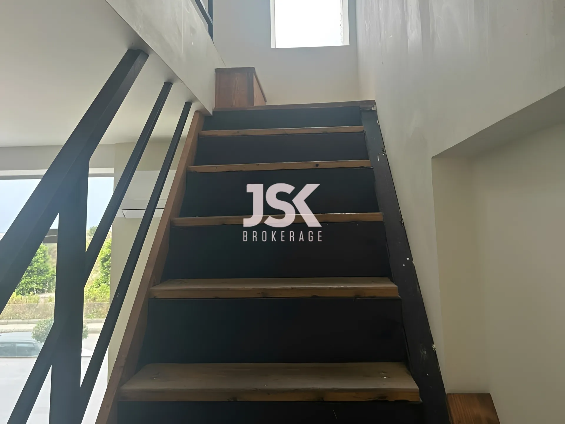 Shop for Rent in Dbayeh