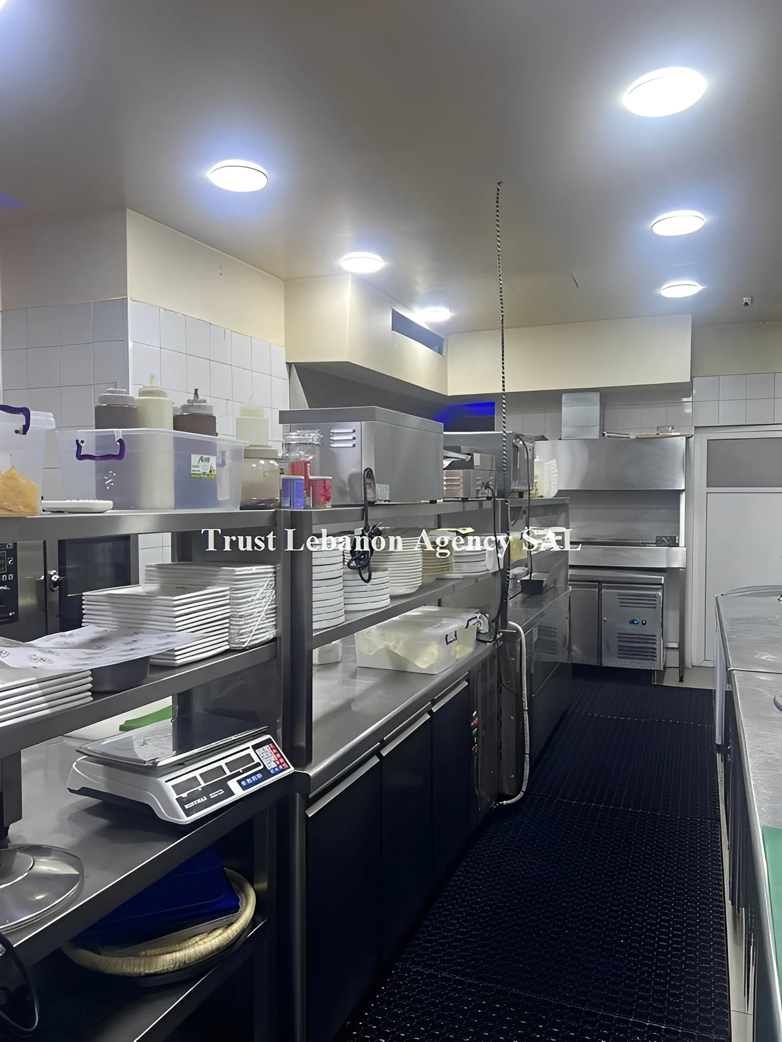 Restaurant for rent in Beirut, Hamra