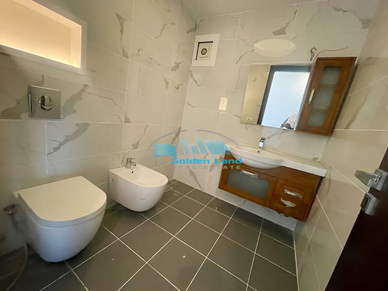 Apartment for Sale in Sahel Aalma