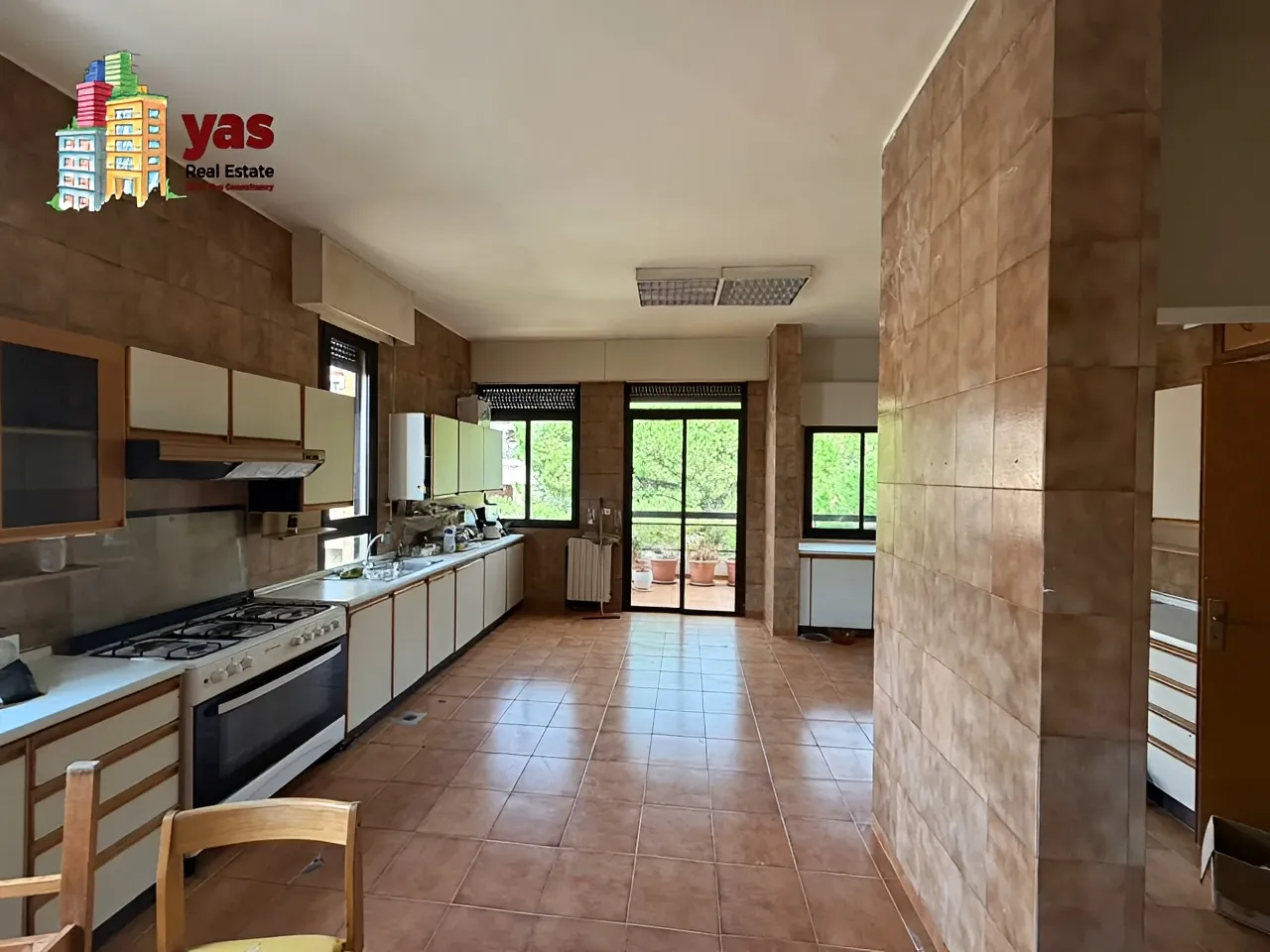 Apartment for Sale in Ballouneh