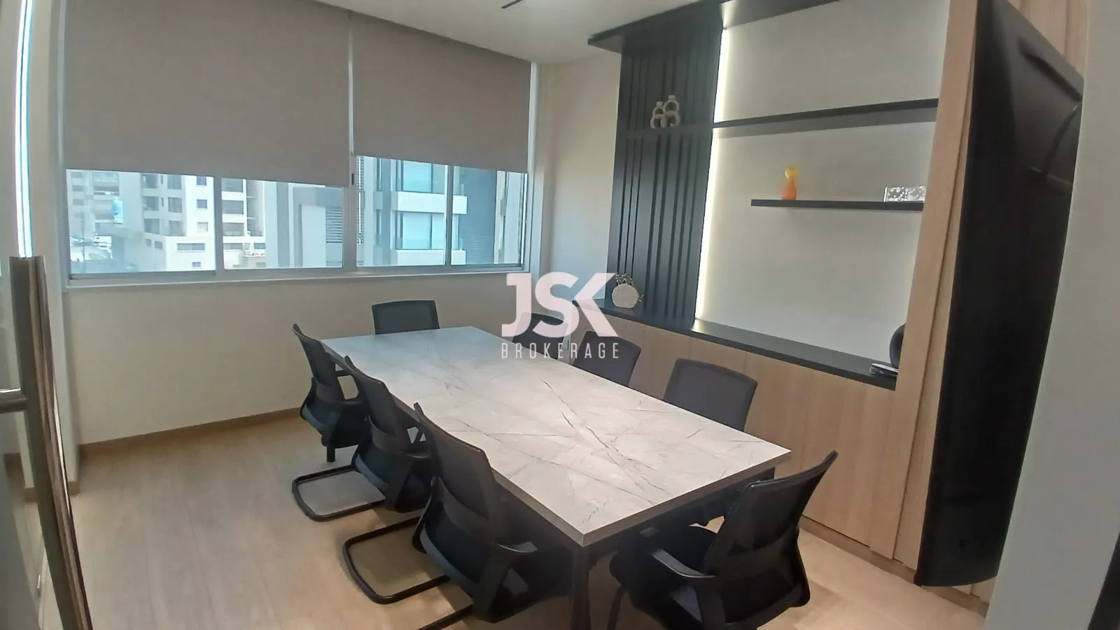 Office for sale in Jal El Dib