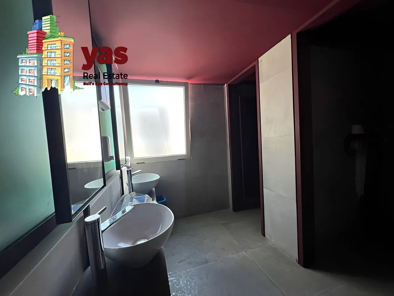 Showroom for rent in Kaslik