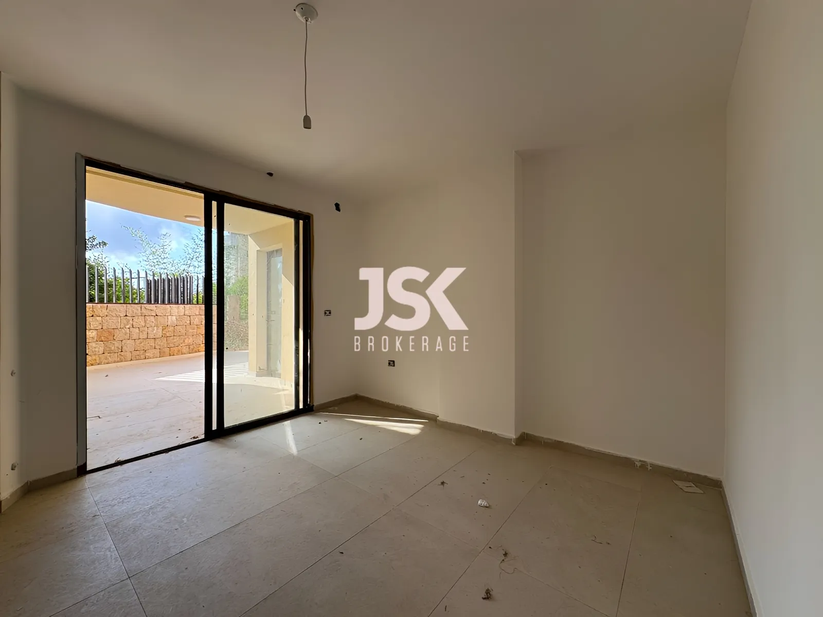 Apartment for Sale in Jouret Al Ballout
