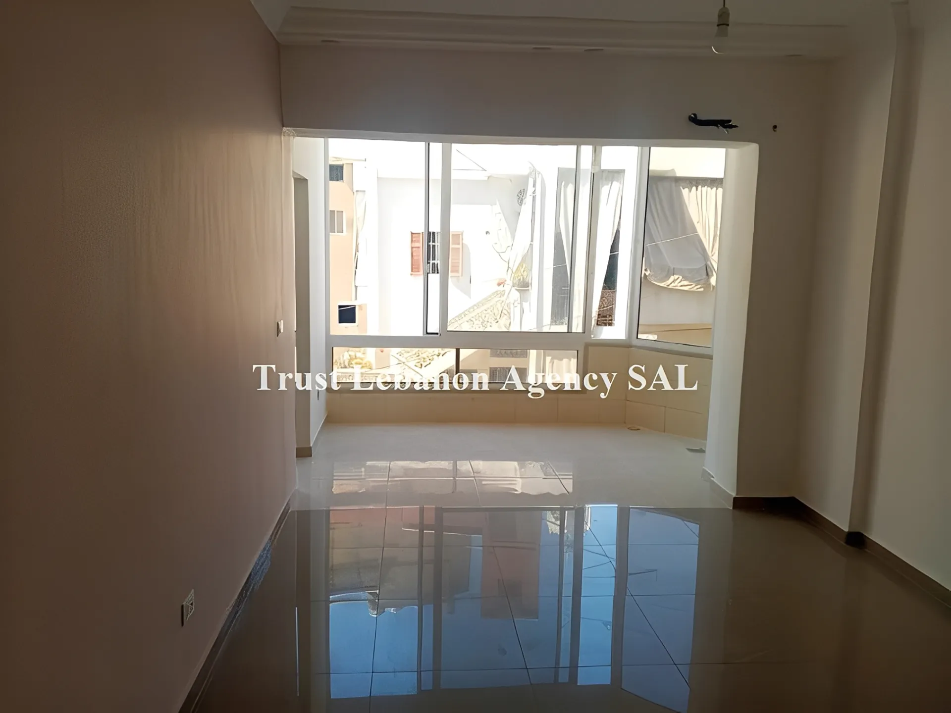 Apartment for Rent in Achrafieh Gemayzeh - 1 bed, 1 bath