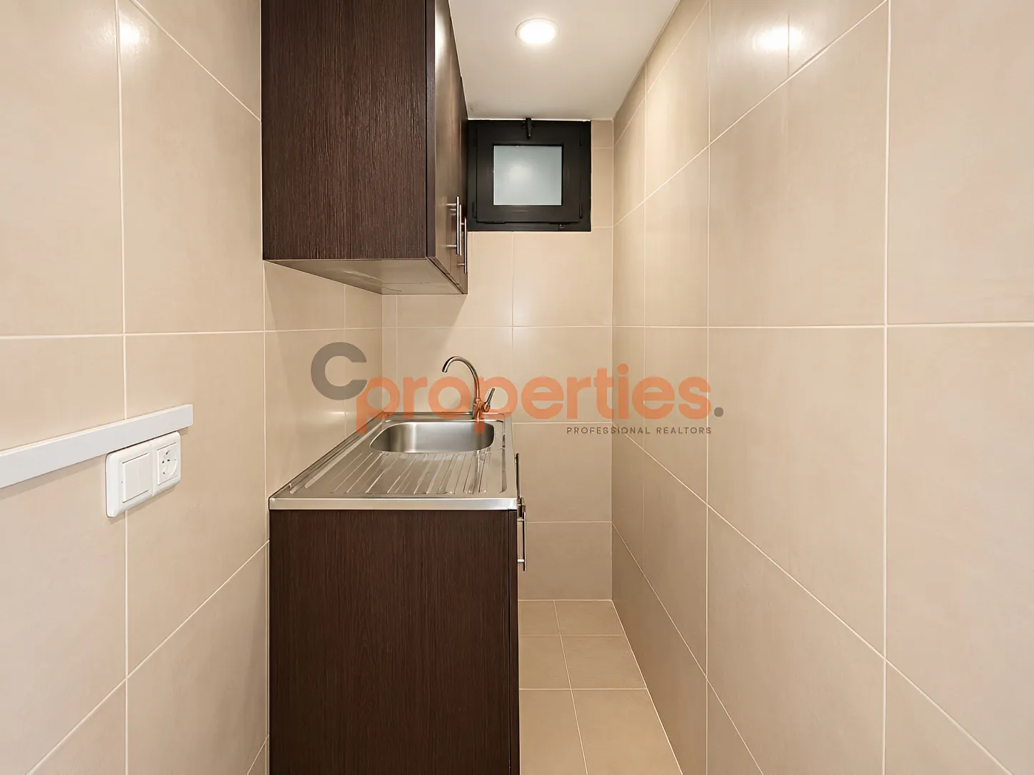 Shop for Rent in Jdeideh