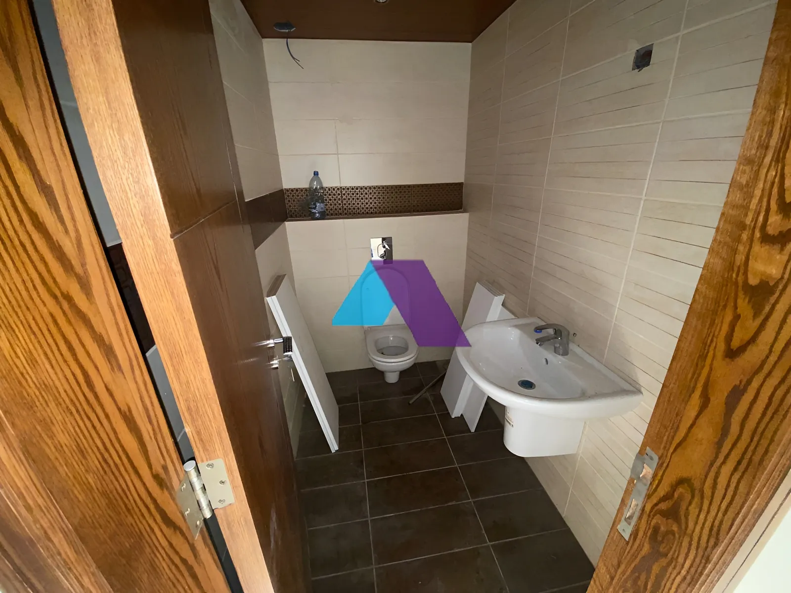 Apartment for Sale in Ballouneh