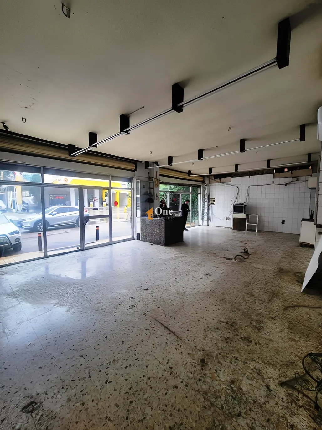 Shop for Rent in Zalqa, Lebanon