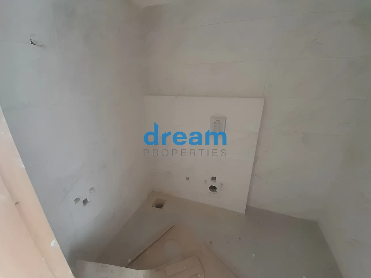 Apartment for sale in Jamhour, Lebanon - 1 bed, 3 bath