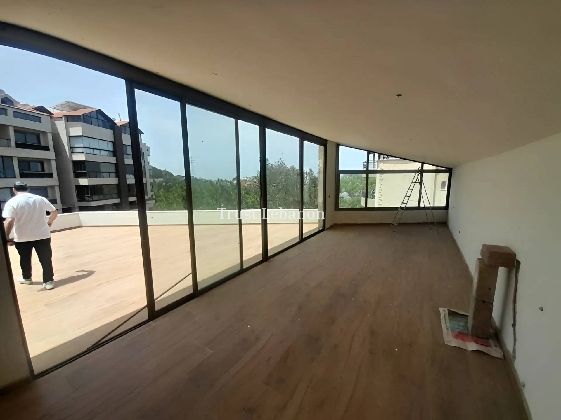 Triplex for sale in Ain Saadeh, Lebanon